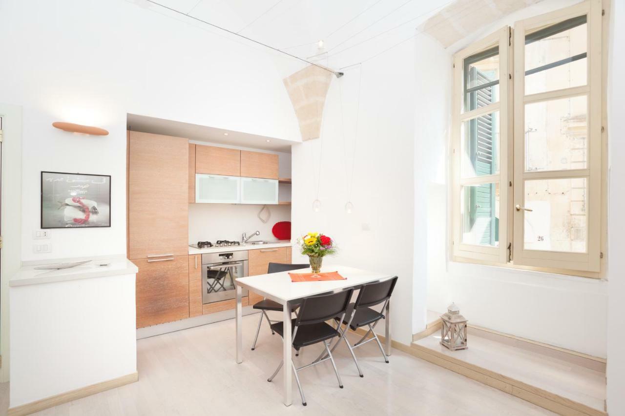 La Piccola Dimora Dell' Alcantarine Apartment Lecce Exterior photo